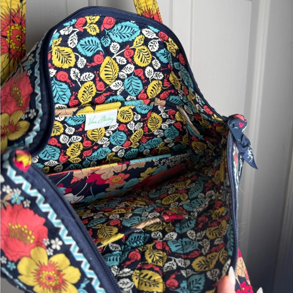 NWOT Vera Bradley Happy Snails Betsy Shoulder Bag Retired Rare Quilted Purse - Picture 6 of 7